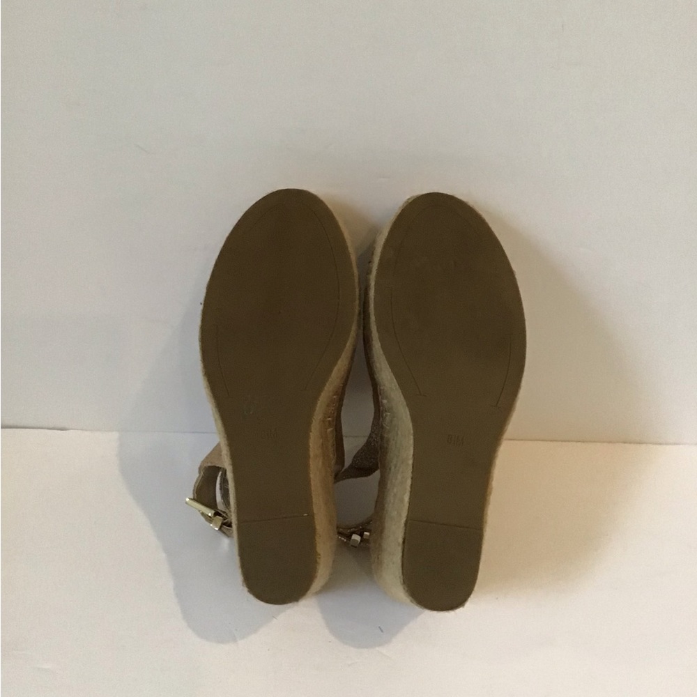 Kenneth Cole metallic peep toe platform, size 8.5 - Picture 8 of 9